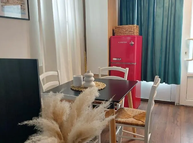 Apartment46 아파트 말리로시니