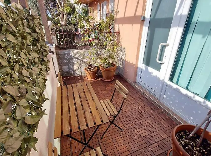 Apartment46 아파트 *